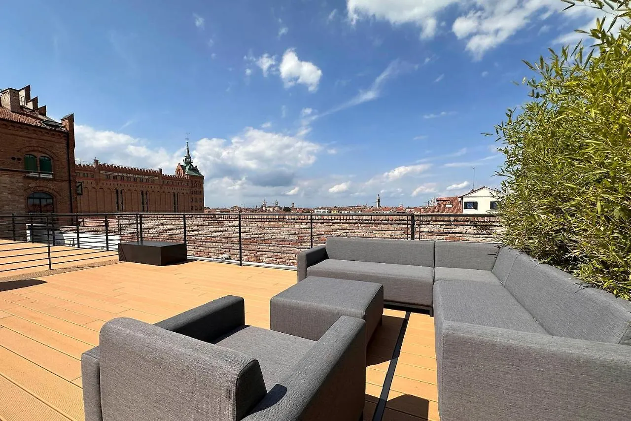 Apartment Fortuny Design Loft And Terrace Venedig