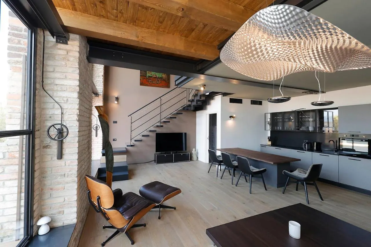 Fortuny Design Loft And Terrace ヴェネツィア 0*,  イタリア